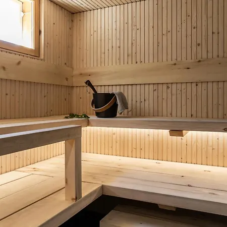 Relaxing With Sauna Homestay